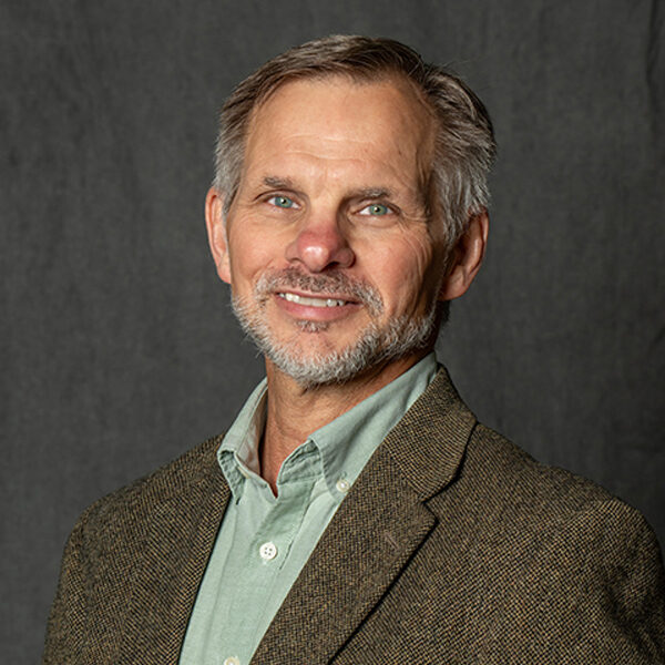 Simon J. Dahlman