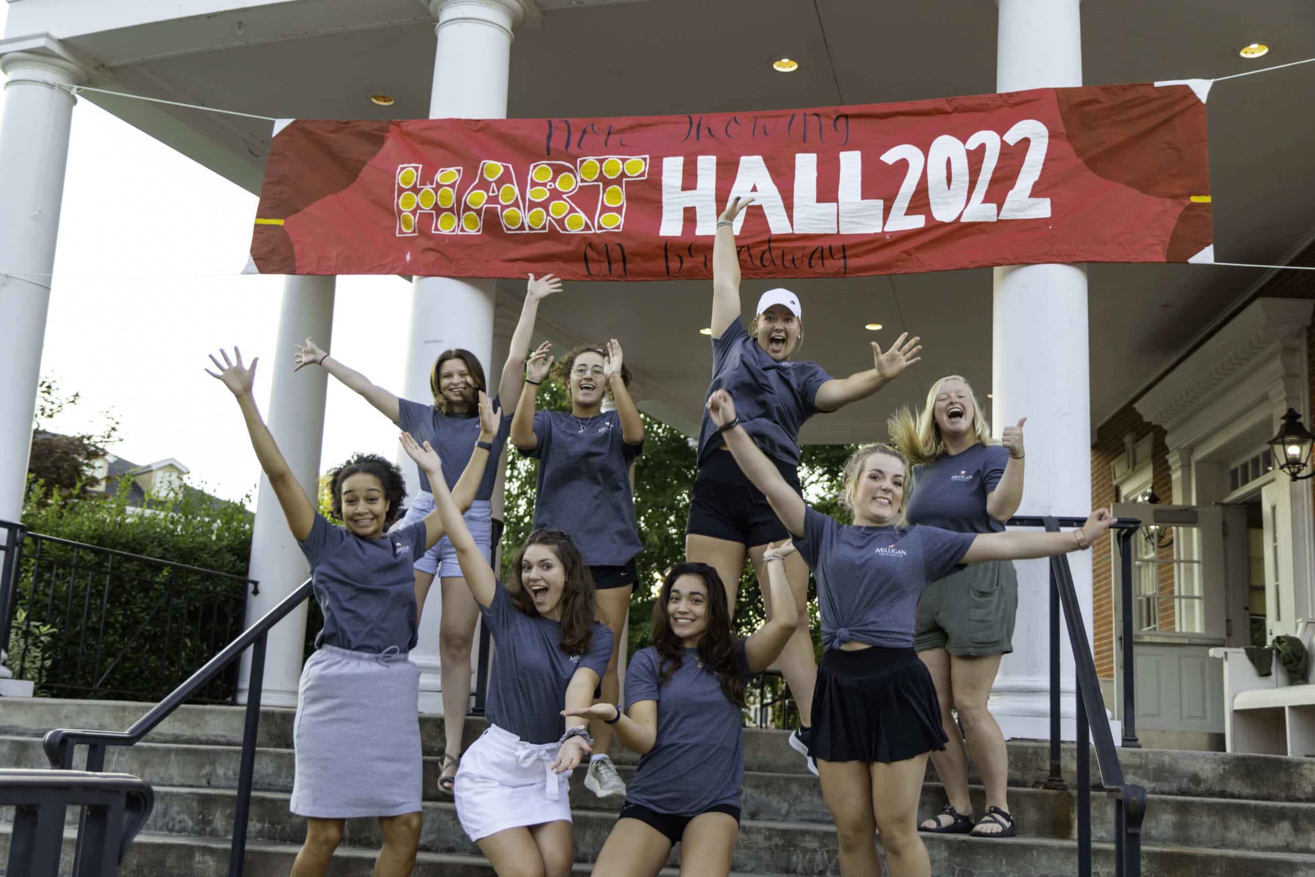 students welcoming new students to Hart Hall during welcome week
