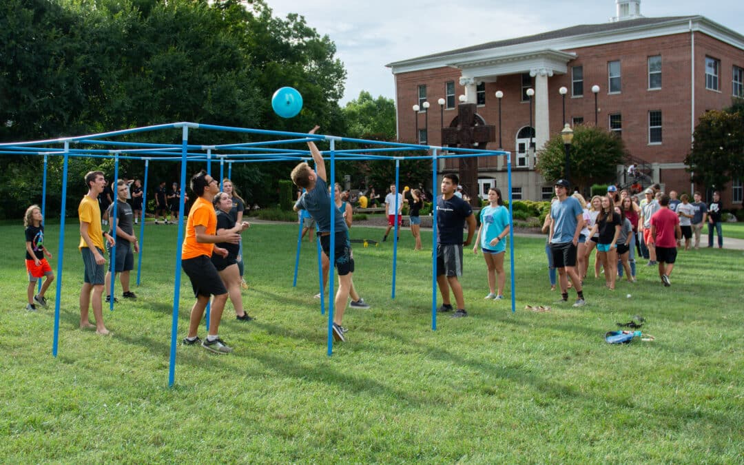 Welcome Week Builds Community