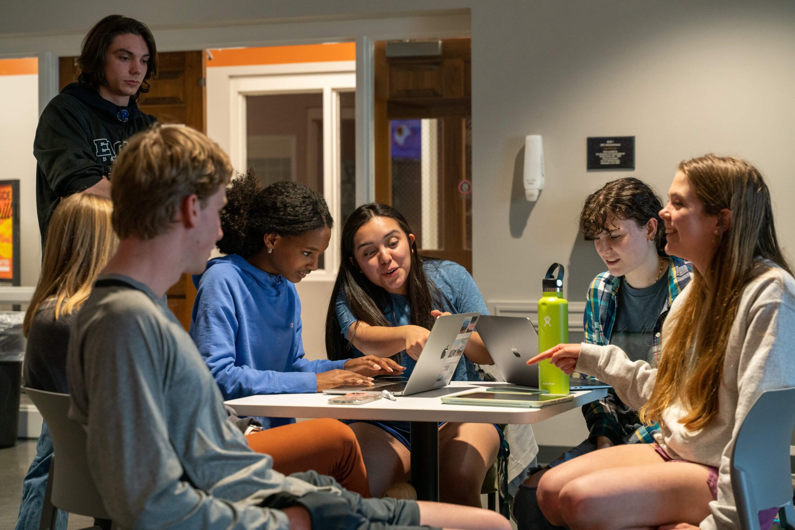 Students Collaborating Work in collaborative learning environments where you'll encourage and learn with and from fellow students.